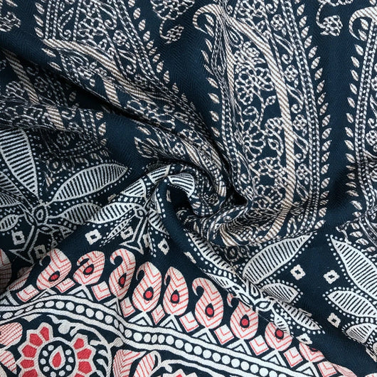 Capa Oversized Versátil para Mujer con Pañoleta de Seda - Image 20