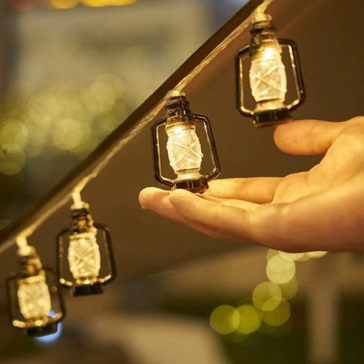 Lámpara LED Retro Estilo Linterna Queroseno para Camping - Image 4
