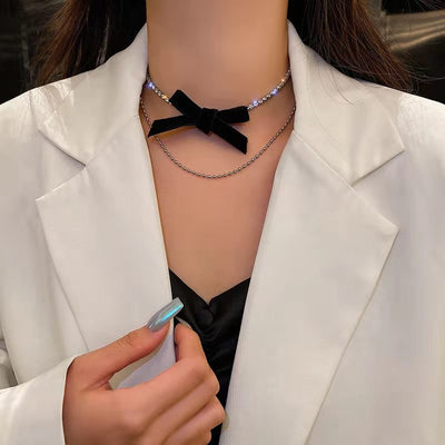Collar Colgante Trébol de Cuatro Hojas Retro en Cobre Puro con Lazo Tridimensional - Image 17