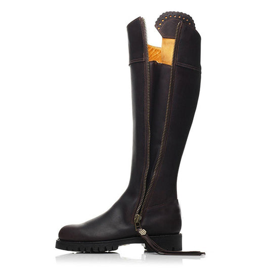 Botas Altas con Tacón Bajo Cuadrado y Detalles Metálicos - Image 14