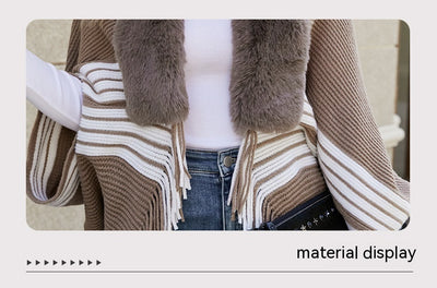 Capa Elegante con Cuello de Piel y Borlas - Diseño Rayado para Mujer - Image 19