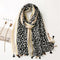 Chal Foulard de Algodón y Lino con Estampado de Hojas de Uva y Borlas