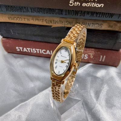 Reloj de Cuarzo Dorado Retro con Malla Ovalada - Elegancia Atemporal