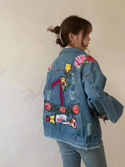 Chaqueta Denim Floral Suelta con Detalles Perforados - Image 2