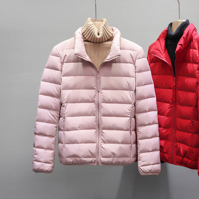 Chaqueta Acolchada Ligera para Mujer con Cuello Tipo Polo - Image 10
