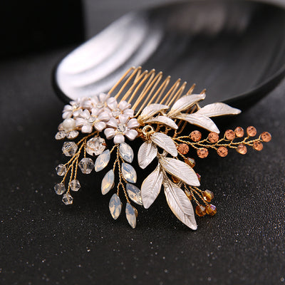 Diadema Artesanal de Hoja de Oro para Novia - Image 2