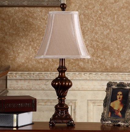 Lámpara de Cabecera Estilo Europeo Retro para Dormitorio y Hotel - Image 12