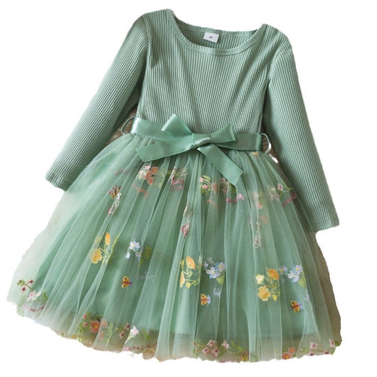Vestido Princesa Navideño con Bordado Floral y Malla - Image 4