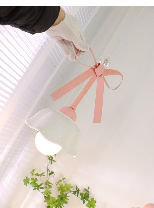 Lámpara Colgante Bow para Restaurante - Diseño Minimalista - Image 8