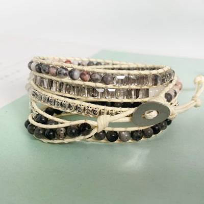 Pulsera de Piedras Naturales Multicapa Tejida - Image 10