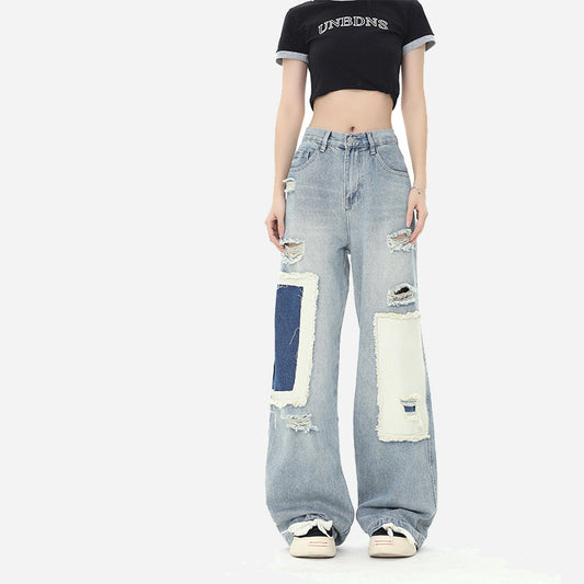 Jeans Rectos de Corte Americano con Detalles Desgastados