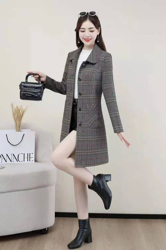 Abrigo de Lana Cuadrillé para Mujer Madura - Colección Otoño - Image 16