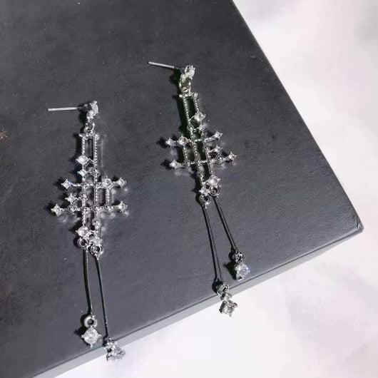 Aretes de Plata con Líneas Geométricas Cruzadas - Diseño Minimalista Versátil - Image 11