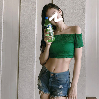 Blusa Escotada Plisada Verde Retro para Mujer - Image 9