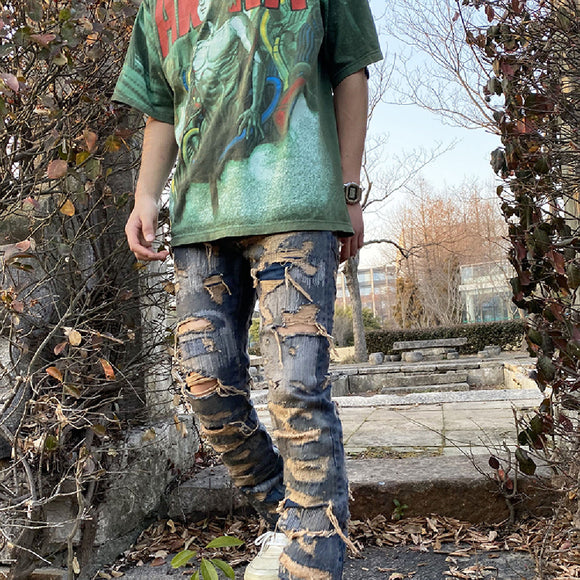 Jeans Rotos de Moda Urbana con Diseño Desgastado
