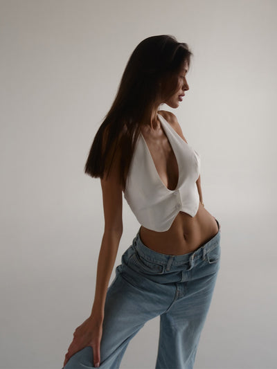 Top Halter Escotado de Color Liso - Diseño Atrevido y Versátil - Image 16