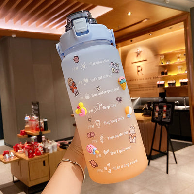 Botella de Agua Reutilizable 2L con Marcas de Hidratación y Popote - Image 2