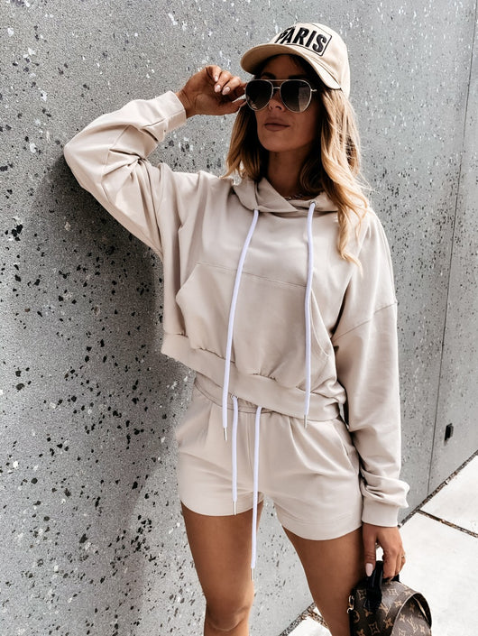 Conjunto Sudadera con Capucha y Shorts Deportivos Casual - Image 8