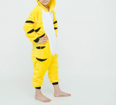 Pijama Franela Estampado Animales One Piece - Image 4