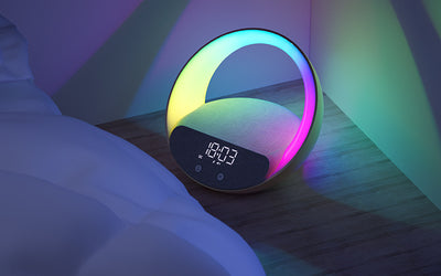 Cargador Inalámbrico Multifunción con Reloj, Luz Despertador y Parlante Bluetooth - Image 10