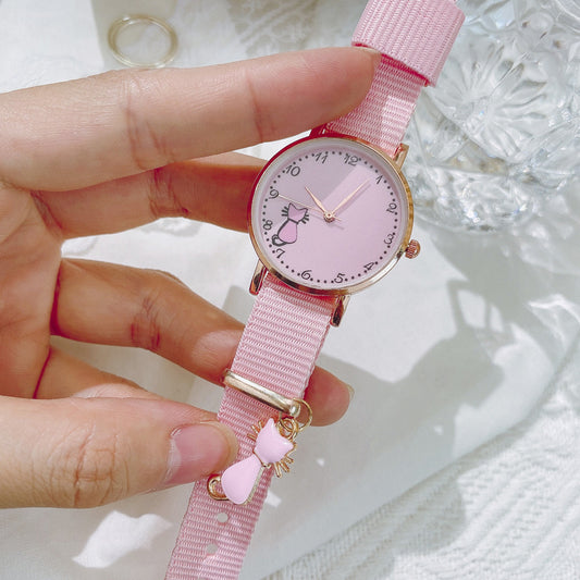Reloj Colgante para Chicas con Diseño de Corazón y Estilo Macaron