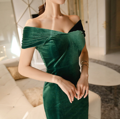 Vestido Mini Elegante Coreano de Terciopelo con Escote V - Diseño Ajustado y Femenino - Image 4