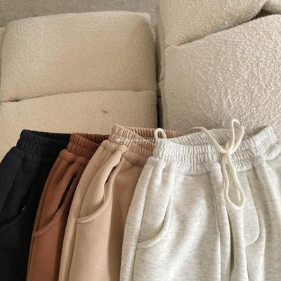 Pantalones Casuales Acolchados de Terciopelo Coreanos para Niños - Image 4