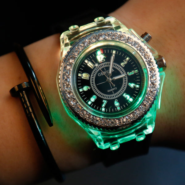 Reloj Deportivo Geneva Unisex con Cristal Luminoso y Correa de Silicona