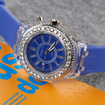 Reloj Deportivo Geneva Unisex con Cristal Luminoso y Correa de Silicona - Image 5