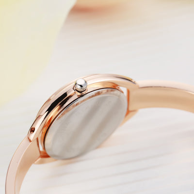 Reloj de Moda para Damas Versión Coreana 18.5000 con Banda de Acero y Diamantes - Image 2