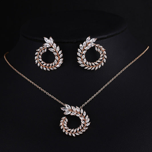 Conjunto de Joyería Nupcial Rama de Olivo - Collar y Aretes Elegancia Clásica - Image 2