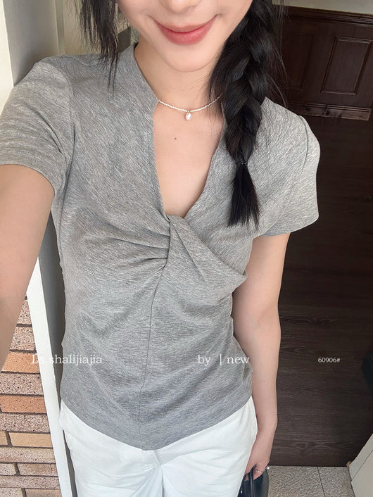 Blusa Básica Mujer con Nudo en V - Camiseta Versátil para Cualquier Ocasión - Image 26