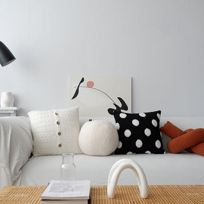 Cojín Decorativo Nórdico Lunares Blanco y Negro