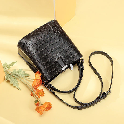 Bolso Mensajero Versátil para Todos los Estilos - Image 2
