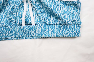Conjunto Deportivo Bloques de Color: Chaleco y Shorts para Yoga - Image 7