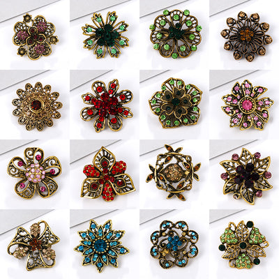 Broche de Aleación con Cristales de Fantasía Pequeño