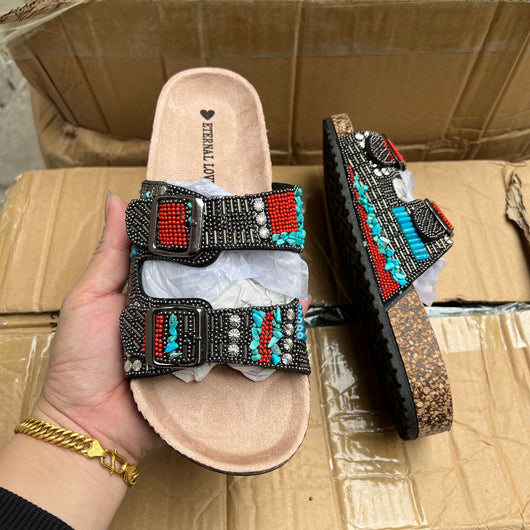 Sandalias Étnicas Doradas con Detalles Brillantes para Mujer - Image 8