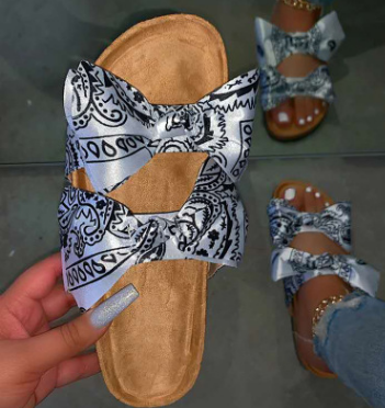 Pantuflas de Plataforma Satén con Diseño de Peces e Insectos - Image 6