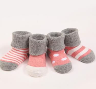 Conjunto de Calcetines Cálidos para Bebé Recién Nacido - Algodón Suave a Rayas 0-3 Años - Image 2