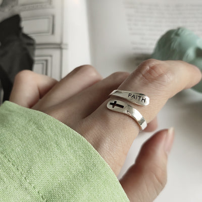 Anillo de Cruz FAITH en Plata de Ley