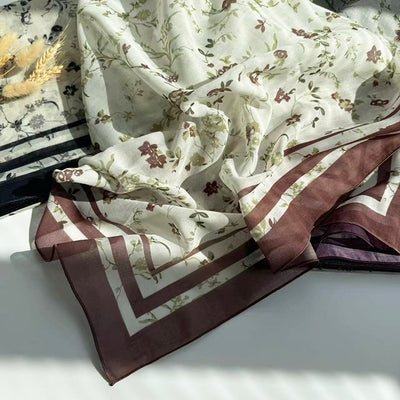 Pañuelo Estampado con Flores Pequeñas - Diseño Clásico - Image 4