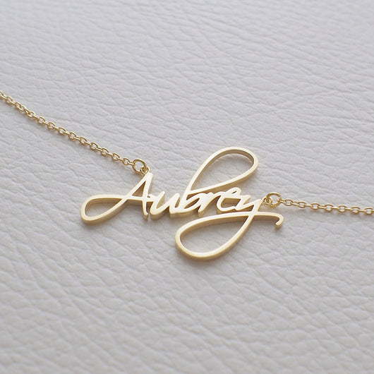 Collar Personalizado con Letra de Nombre en Aleación Dorada y Cobre