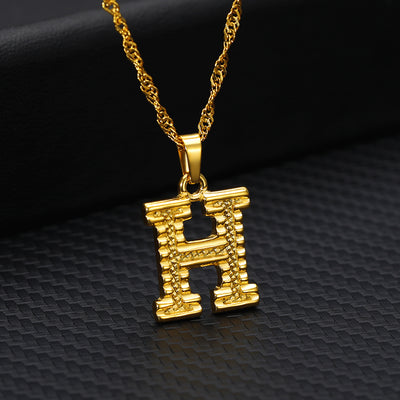 Collar con Colgante de 26 Letras Chapado en Oro - Image 10