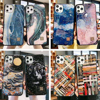 Funda Móvil con Diseño de Rayas Diamante y Onda Puntillada