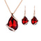 Conjunto de Collar y Aretes Gota de Agua