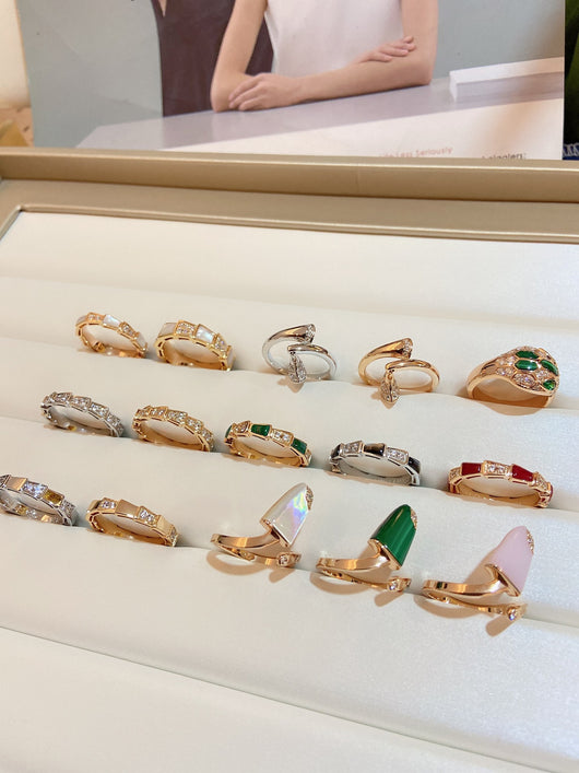 Anillo de Serpiente con Diamantes - Diseño Moderno para Dedo Índice - Image 3
