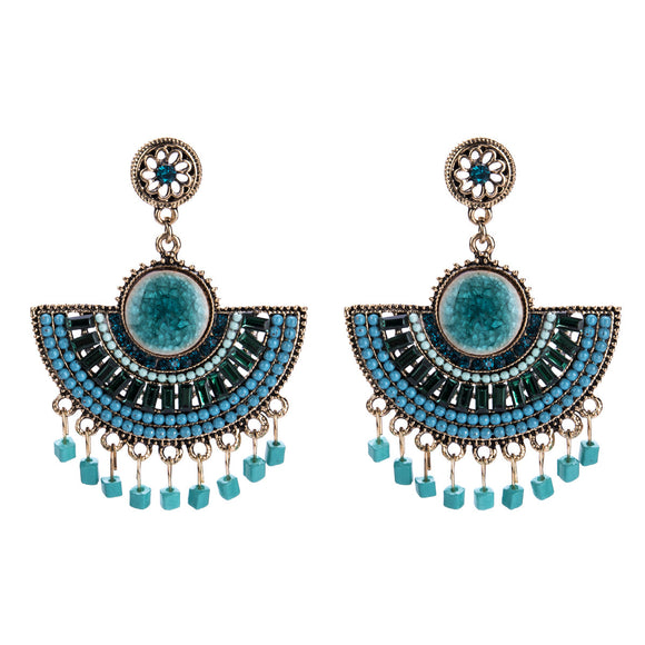 Aretes Bohemios Elegantes con Borlas y Cuentas