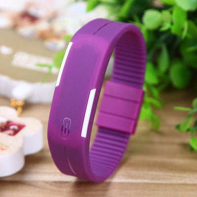 Reloj Deportivo con Sensor de Movimiento LED - Image 10