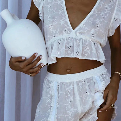Conjunto de Short y Blusa con Cintura Elástica y Detalles de Encaje - Image 3