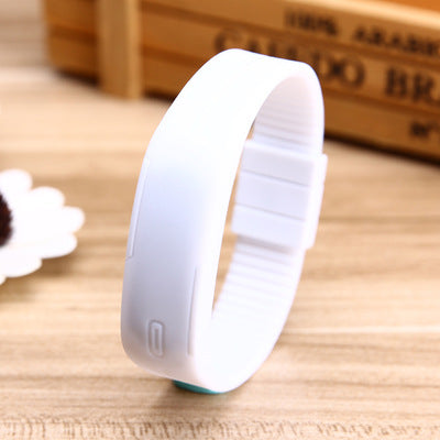 Reloj Deportivo con Sensor de Movimiento LED - Image 13